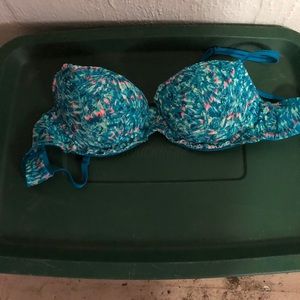 Victoria’s Secret bra